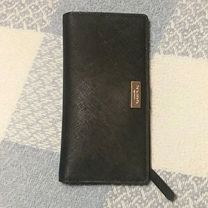 Kate spade black grain leather medium size wallet